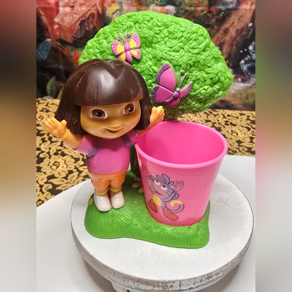 Dora the Explorer Great Toothbrush Holder and Rinse Cup [Read Details]
